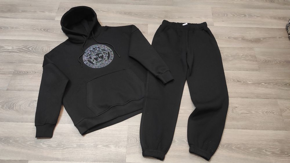 Костюм   жіночий