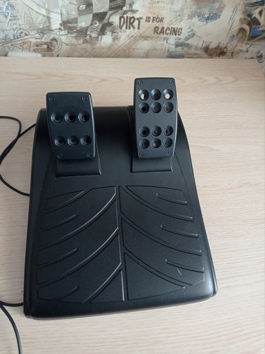 Продам ігрове кермо Logitech driving force gt
