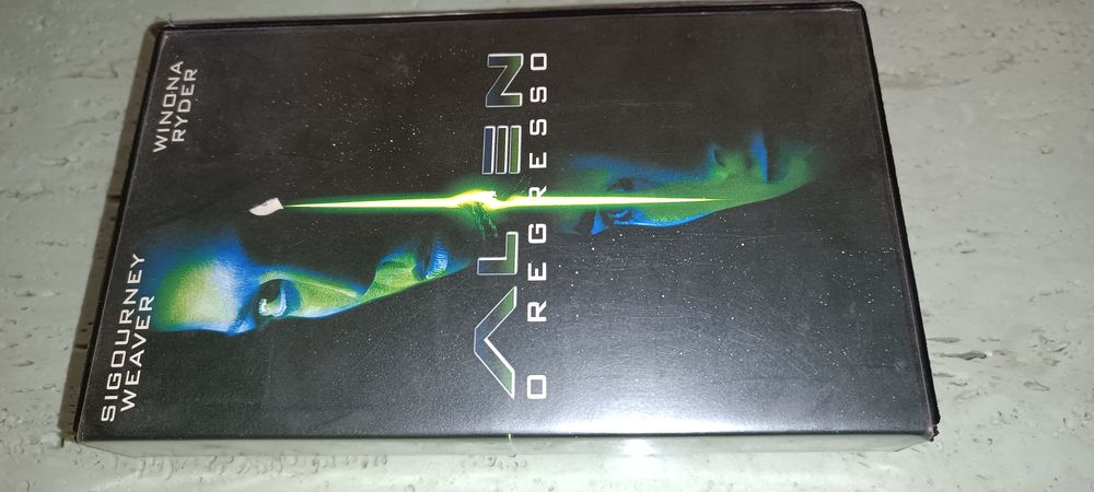 Antiga cassete vhs filme Alien o regresso