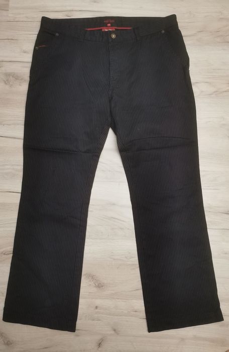 Eleganckie spodnie RDWD jeans czarne w biale paski .