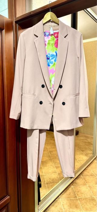 Костюм брючный Imperial