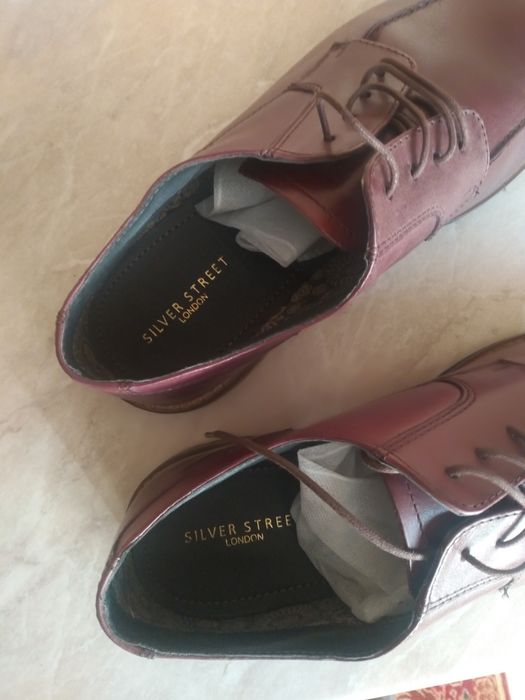 Продам туфлі нові