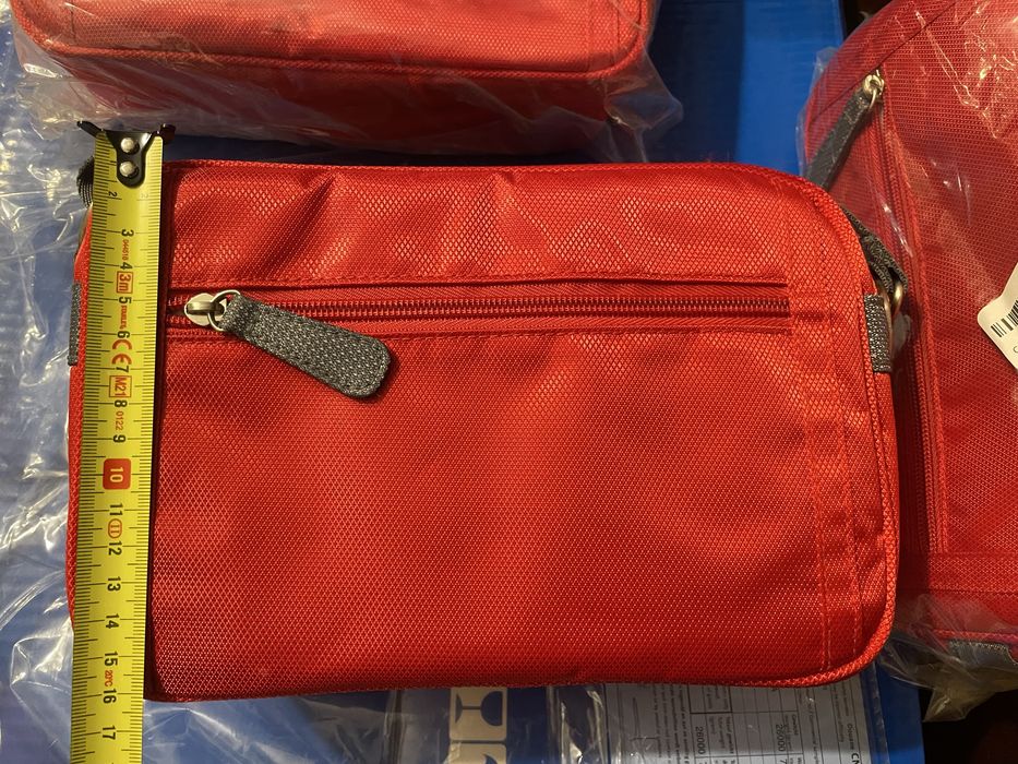 Сумка для фотоаппарата Nikon Compact Camera Case Red чехол кейс