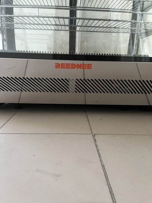 Холодильна Вітрина Reednee - Італія Обʼм 160 Літрів Нова