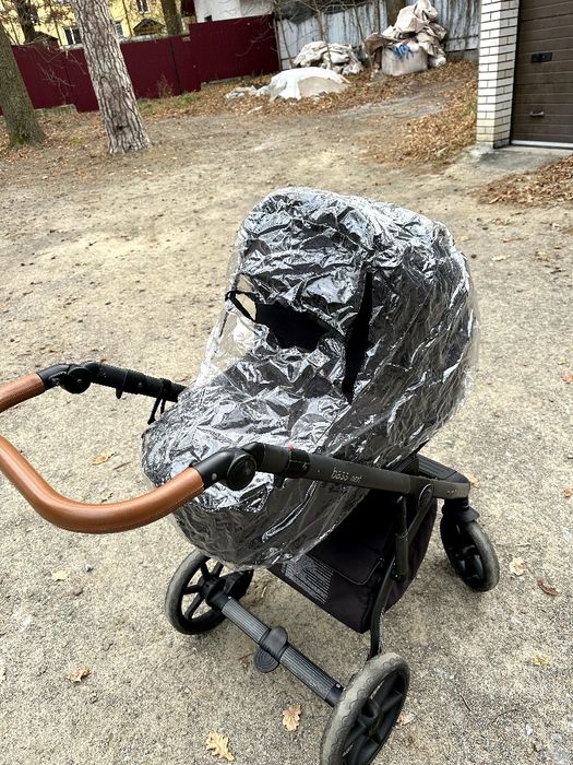 Коляска Roan Bass Next, в гарному стані