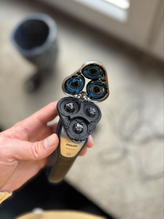 Golarka Philips AquaTouch