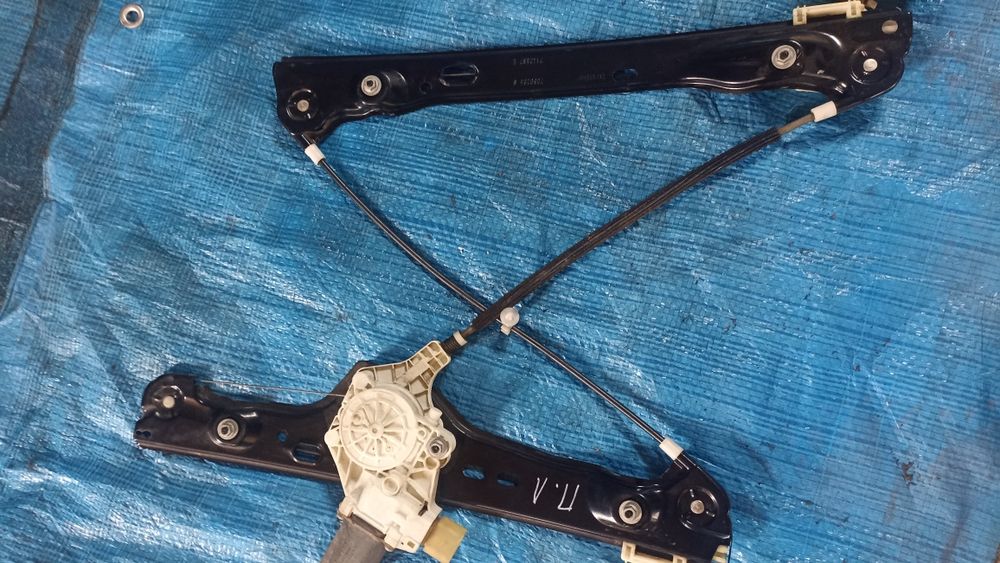 Механізм склопідйомник передні лівий та правий BMW 3 E91 2005-2012 р.