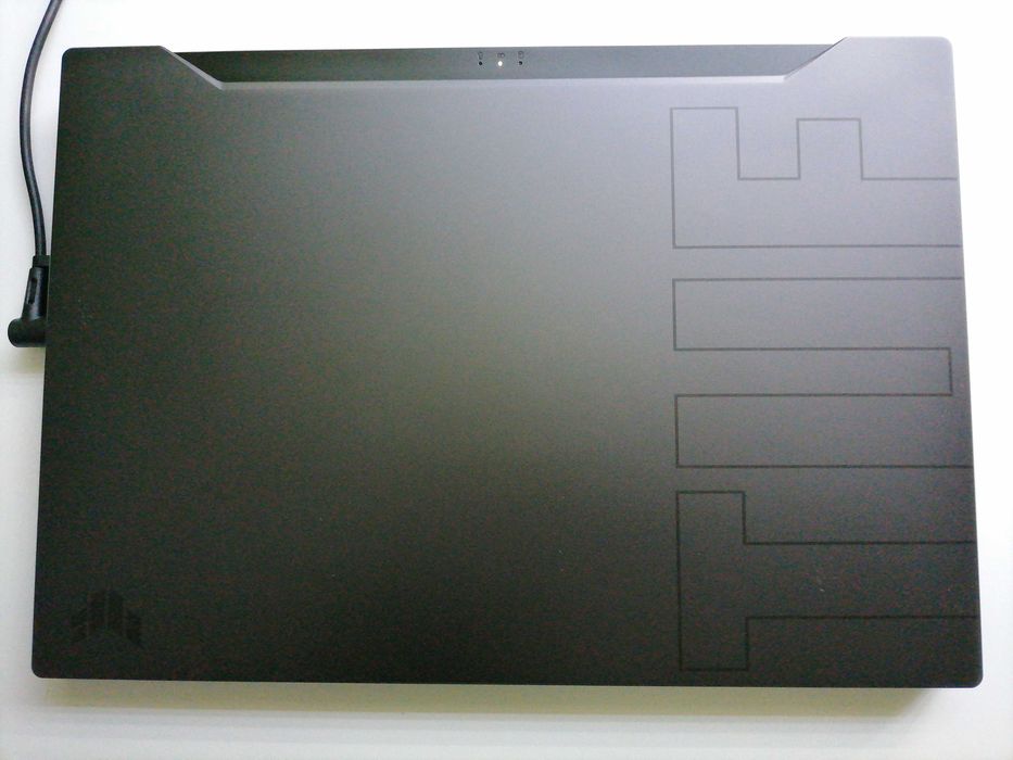 Laptop Asus Tuf Dash