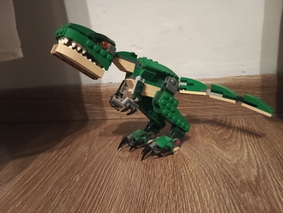 LEGO creator Dinozaur