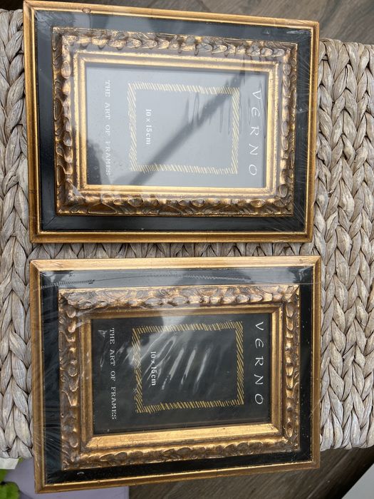 2szt Drewniana rzezbiona ramka na zdjęcia wisząca lub stojąca