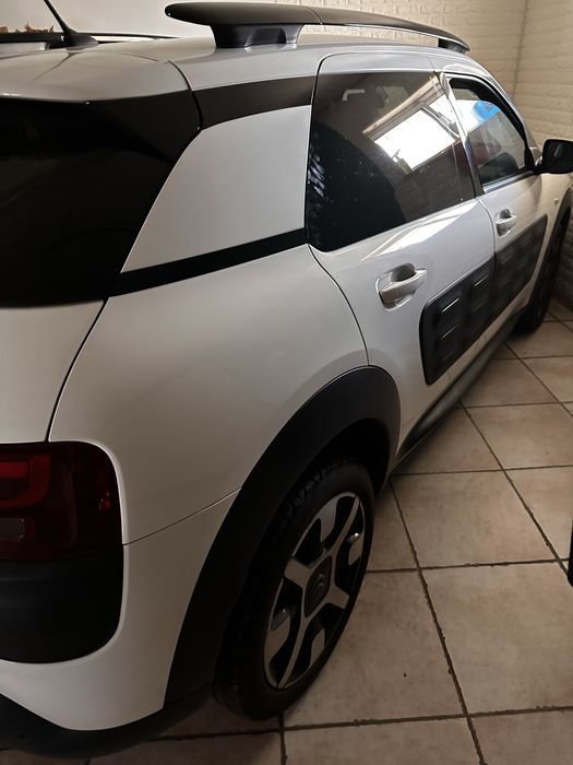 Citroen C4 Cactus 1.6 BlueHDI Shine