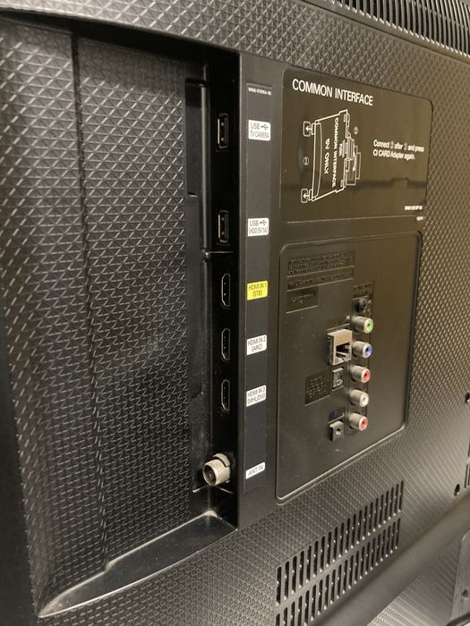 *OPORTUNIDADE* Tv Samsung 43 polegadas