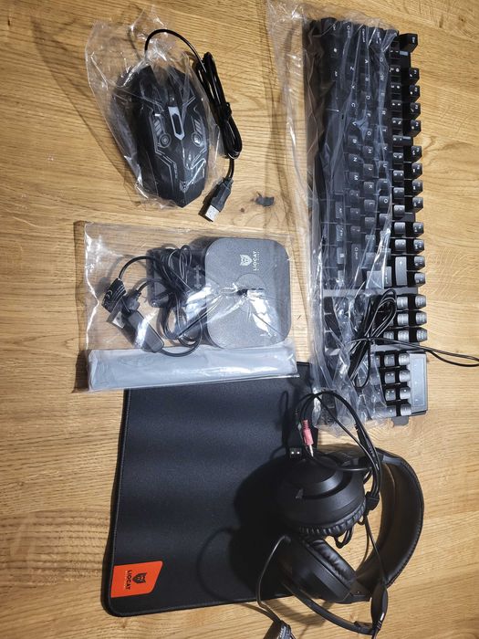 Zeataw  Liocat GS496C klawiatura mysz słuchawki