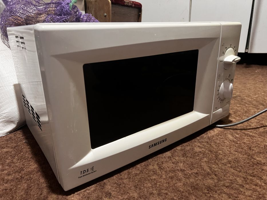 Микроволновка Samsung