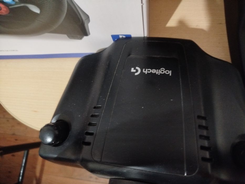 Vende Logitech G29+ Cambio as caixas dos artigos estão incluídas