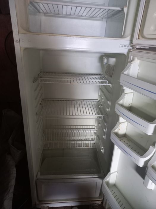 Холодильник не робочий