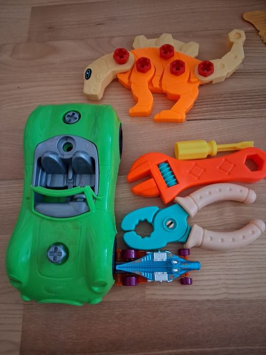Іграшки машинки поїзд, Свинка Pepa,