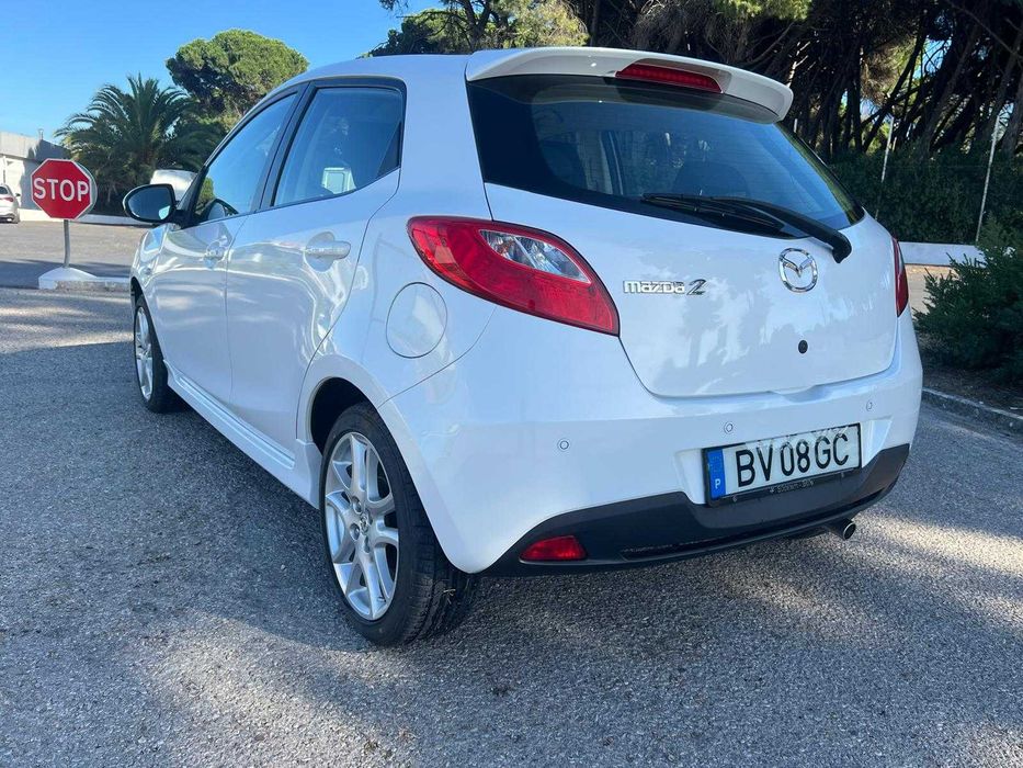 Mazda 2 1.5 MZR Sports-Line