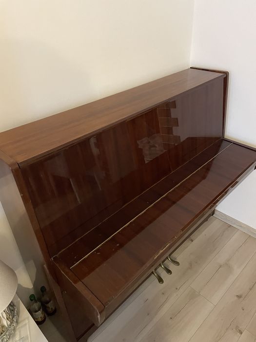 Pianino klasyczne Tchaika