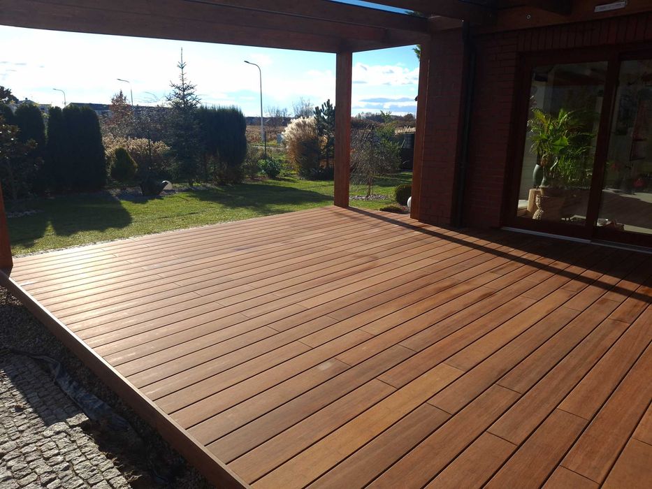 Taras drewniany kompozytowy deska egzotyczna bambus pergola zadaszenie