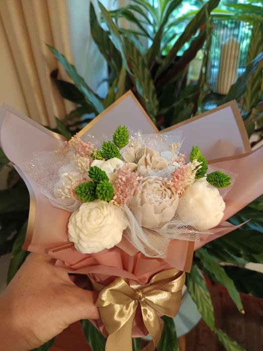 Bukiet z wosku sojowego