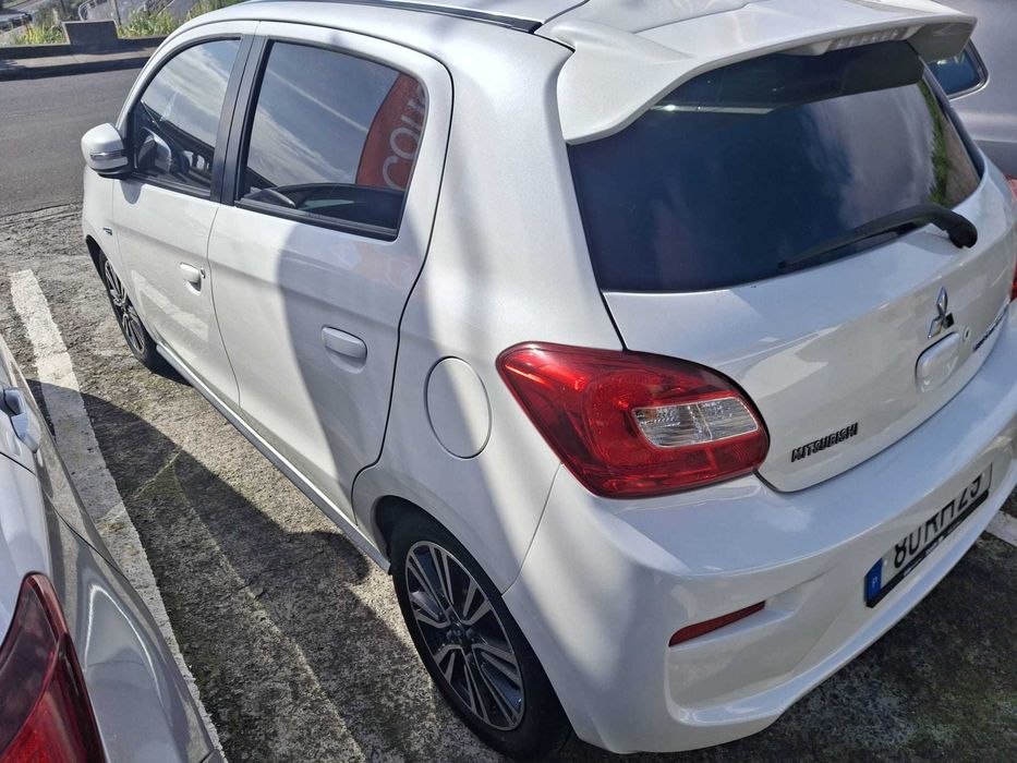 Mitsubishi space star 2016