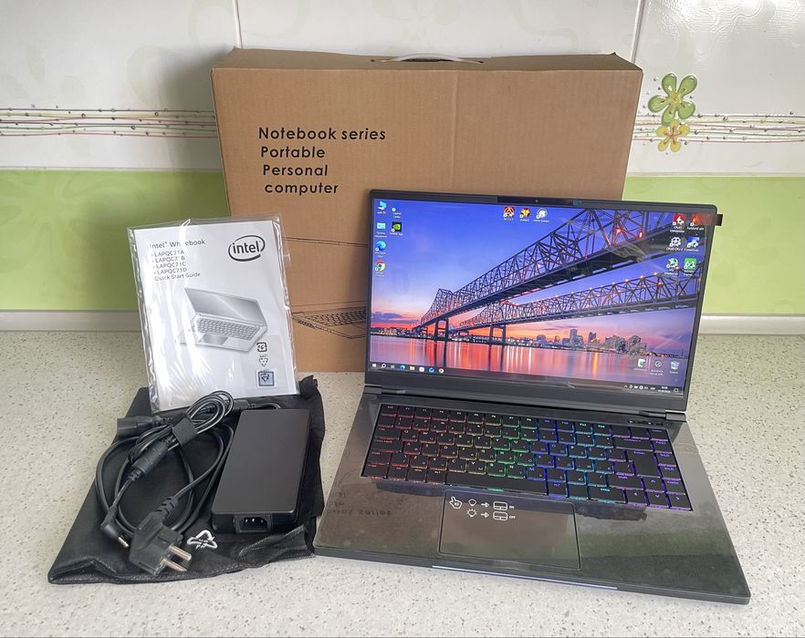 Ігровий Intel Whitebook QC7 (і7-9750H/16/512/RTX 2070 Super) 15,6" 144Hz FullHD IPS