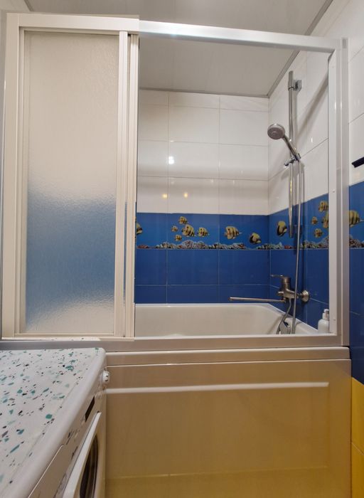 Подобово 2к, м Індустріальна, ХТЗ, вул Миру (поруч з 18 поліклінікою)