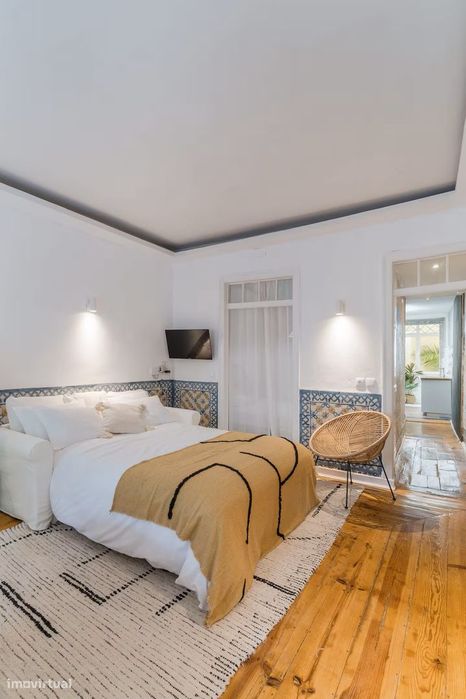 Apartamento T1 com 1 casa de banho na Estrela