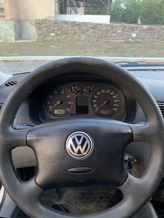 Продам гольф 4 2000 рік