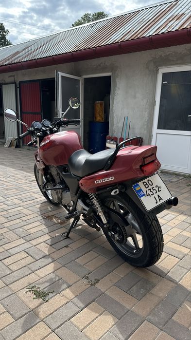 Свіжопригнана Honda CB500 1997рік