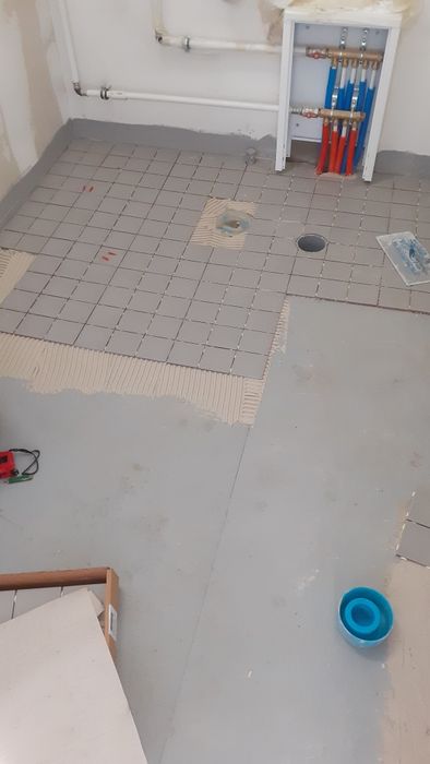 Ремонт квартир Укладка плитки, шпаклівка,