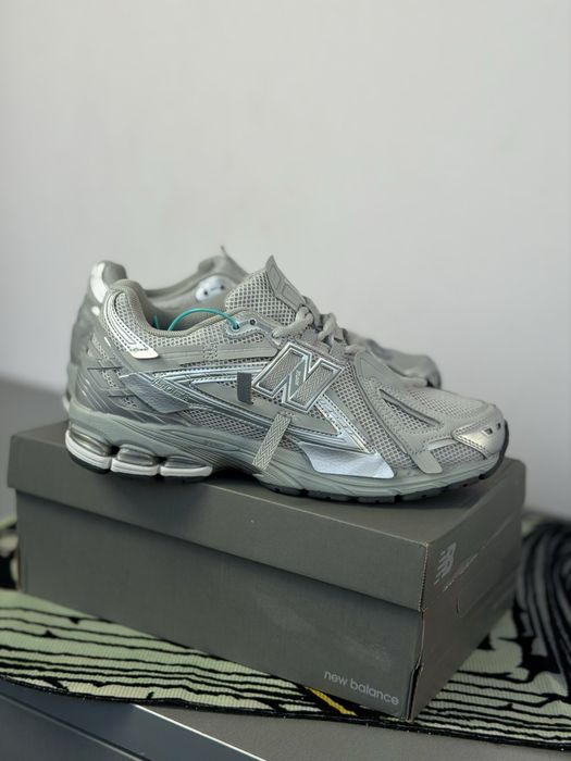 Кросівки New Balance 1906R Metallic Silver Розмір 43