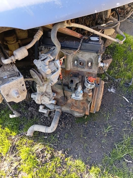 Разборка фольксваген гольф  двигатель 1.8 бензин