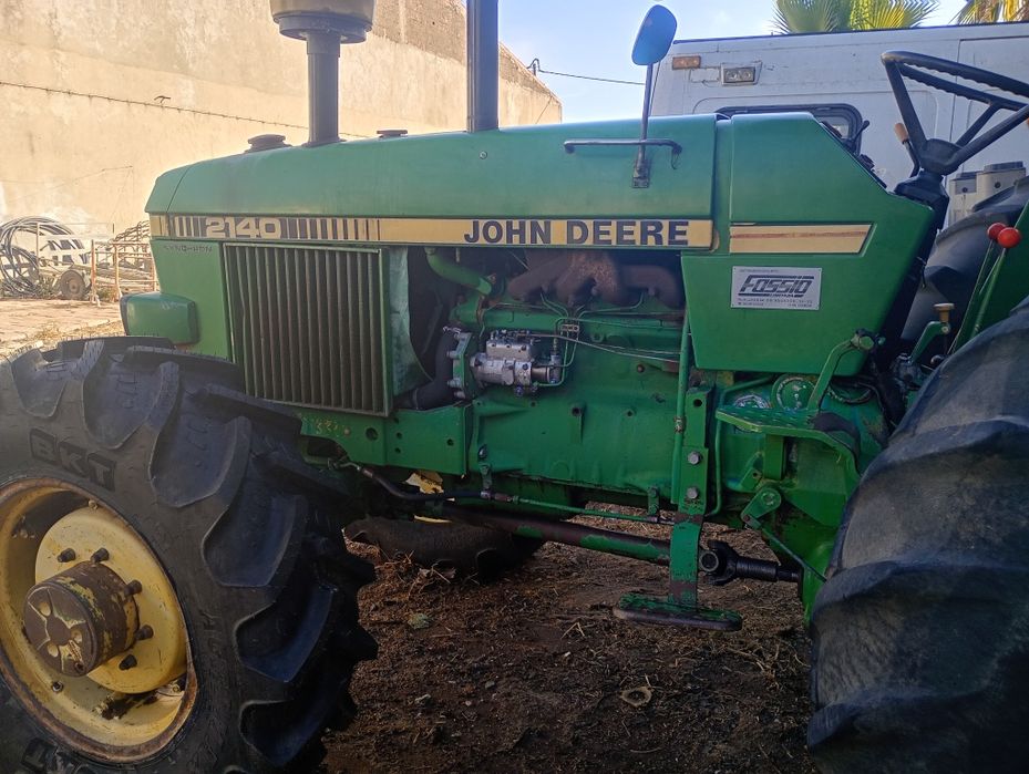 Tractor John Deere 2140