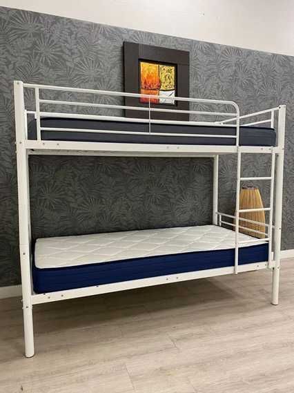 Beliche branca barata com colchões/Nova na caixa/Entrega grátis em domicílio/Pagamento na entrega