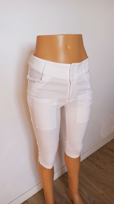 Sg Nowe Bermudy damskie 34 , 36 , XS , S białe szorty 34 , 36  , XS ,