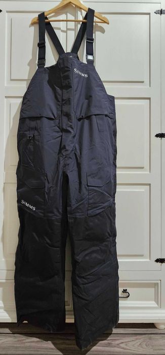 Simms Challenger Insulated bib + jacket, ocieplany zestaw wędkarski