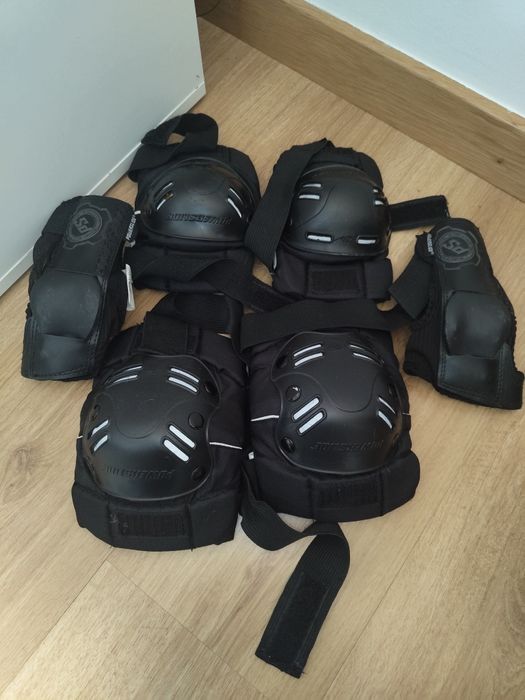 Patins oxelo preto e rosa + proteções