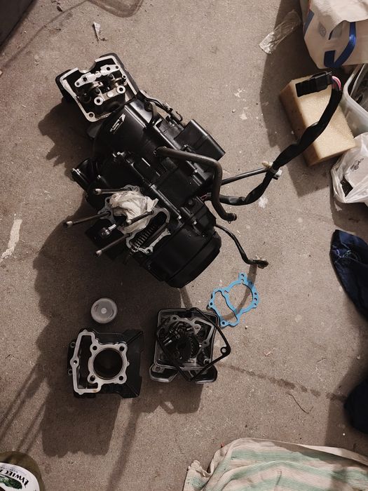 Silnik na części honda cb125 z 2022 roku