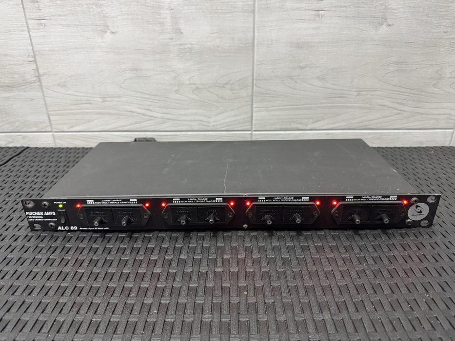 Fischer Amps ALC 89/300mA rack Charger profesjonalna ładowarka aku 9v