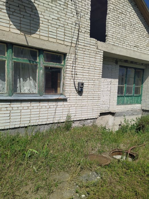 Продам будинок  під ремонт