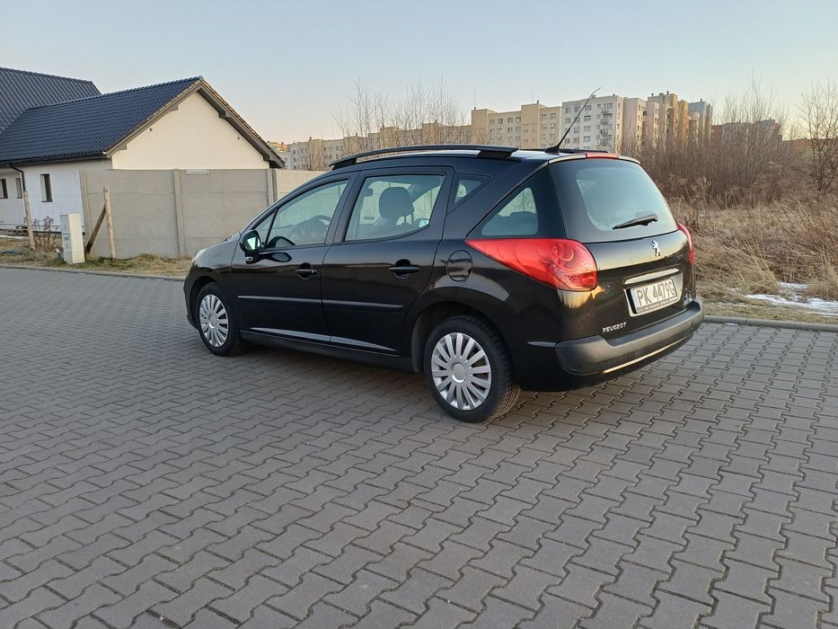 SPRAWNE 207Kombi.OPONY ZIMA.Silnik 1.6hdi.