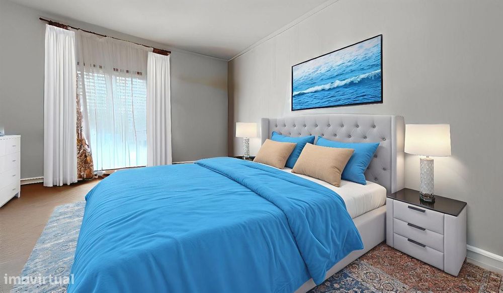 Apartamento T2 com arrumo varanda e vistas de ria. A 2 minutos da p...