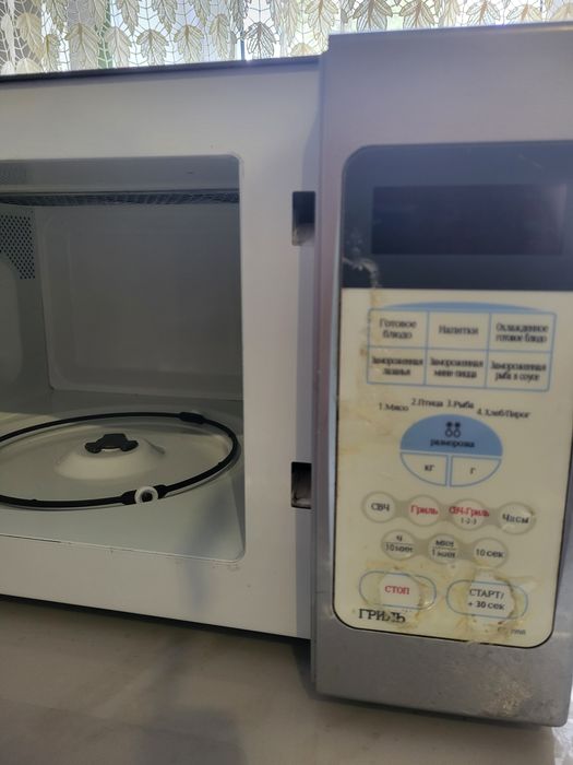 Мікрохвильовка Samsung