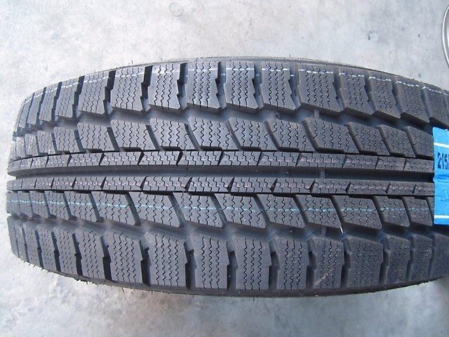 Купити зимові шини гуму резину покришки колеса 235/65 R16 C для бусів