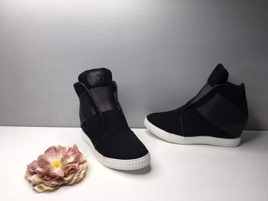 Sneakersy z ukrytym koturnie Rozmiar 38
