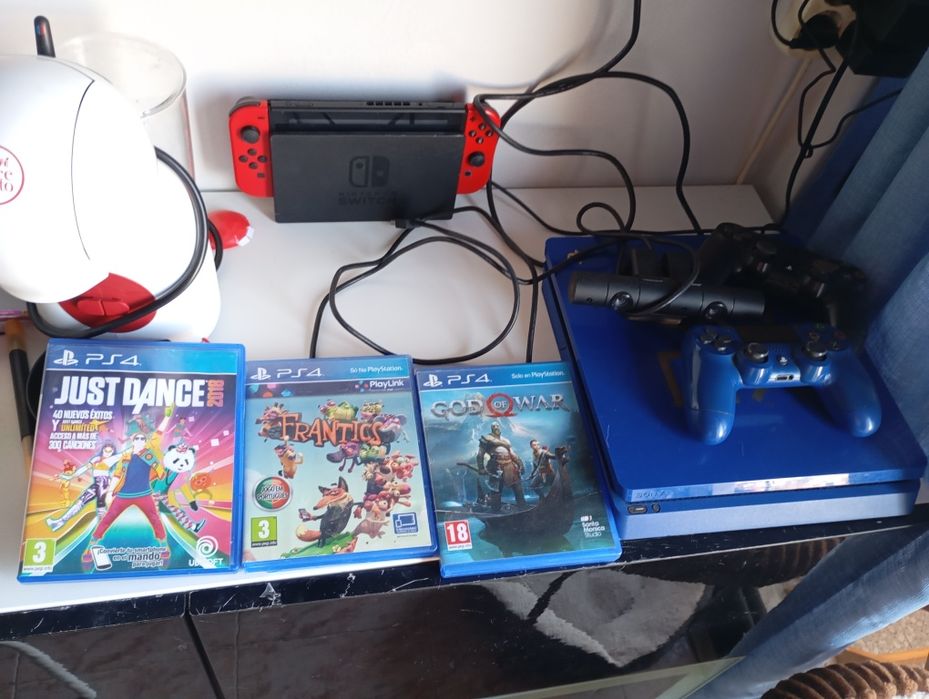 PlayStation 4 edição limitada e jogos