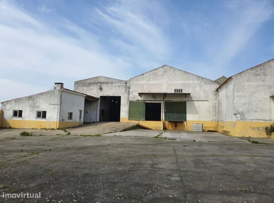 Arrenda-se Armazém 700m2
1.000 €
Negociável