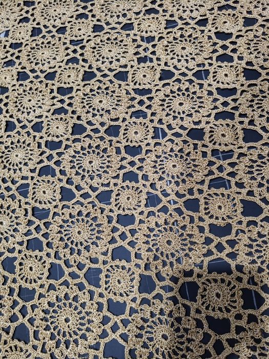 Ręcznie robiony obrus,bieżnik 250x90